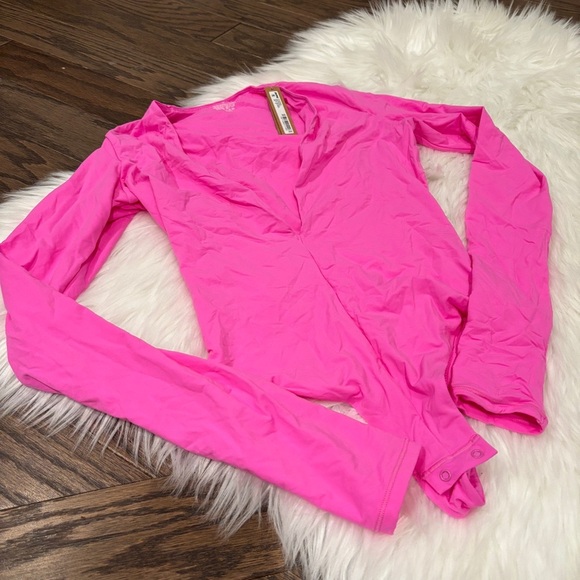 Skims Fits Everybody Plunge Bodysuit XS NEON ORCHID NEW NWT - Picture 3 of 5